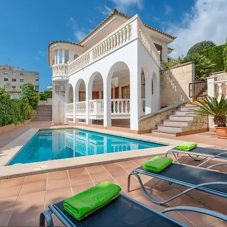 Teulera Villa